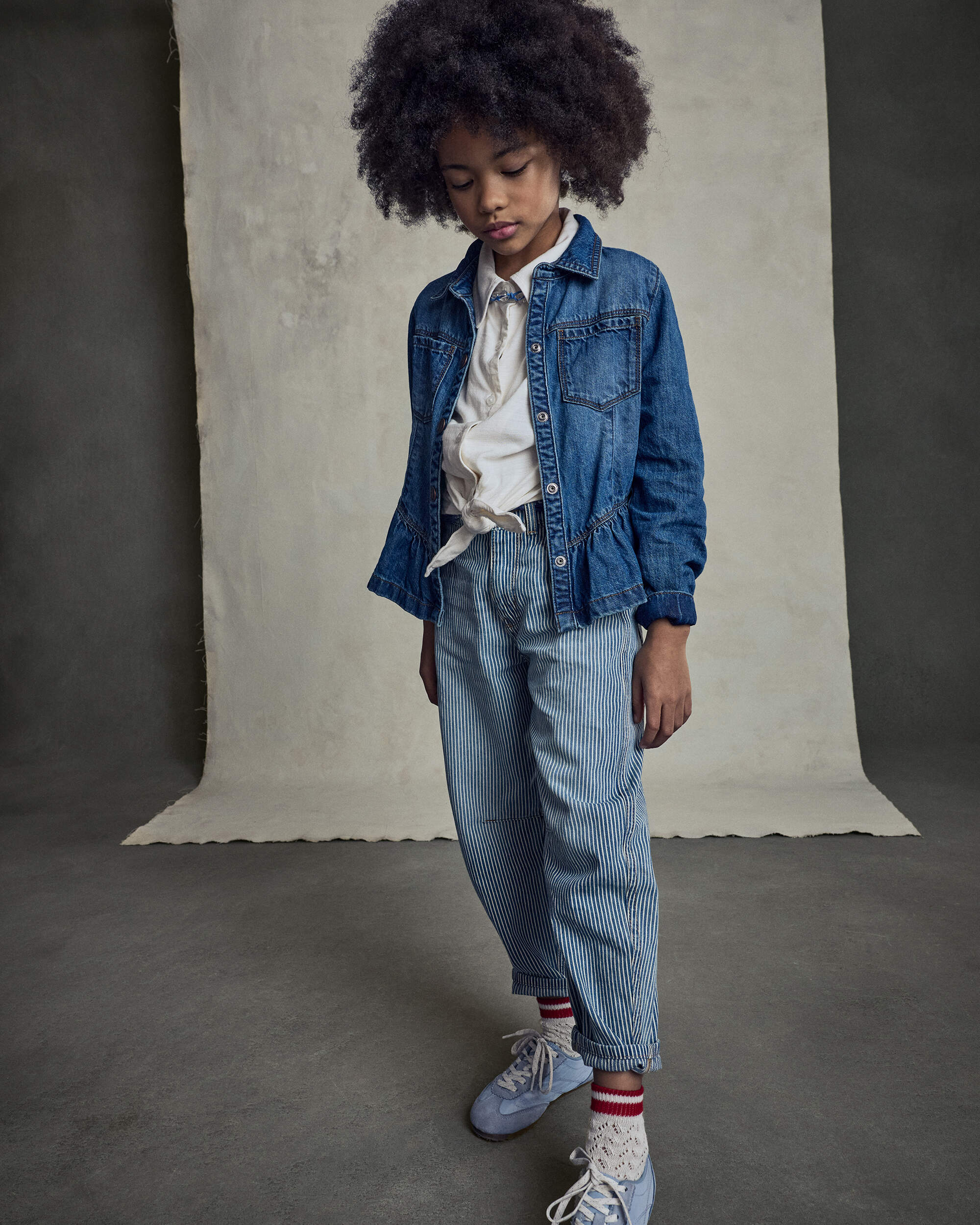Girls Hickory Stripe Denim Barrel Jeans - Light Wash 상세 이미지 2