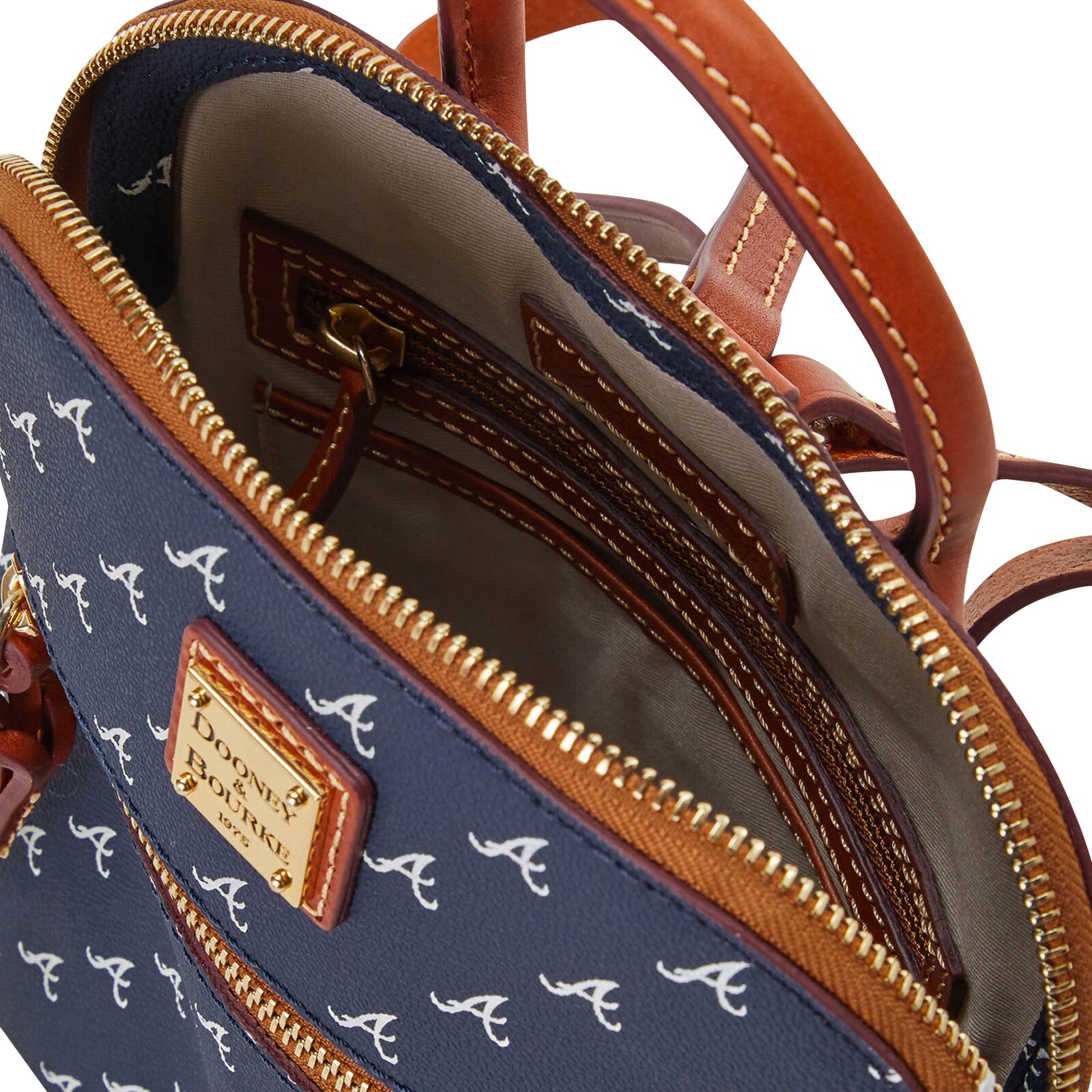 애틀랜타 브레이브스 Dooney & Bourke 스몰 백팩 상세 이미지 4