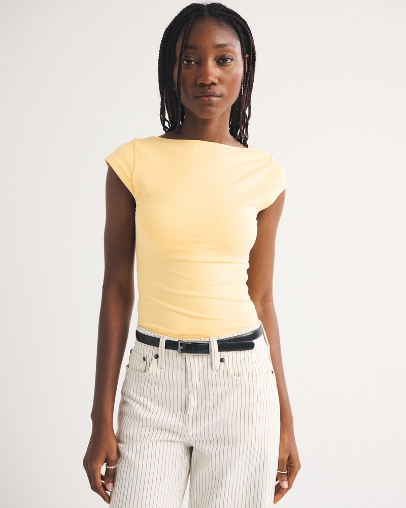 Bra-Free Reversible Scoopneck Top