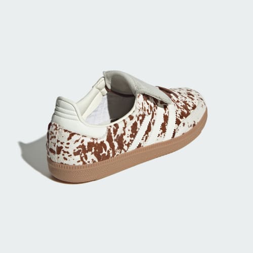 Cow Print Samba Long Tongue Shoes 상세 이미지 5