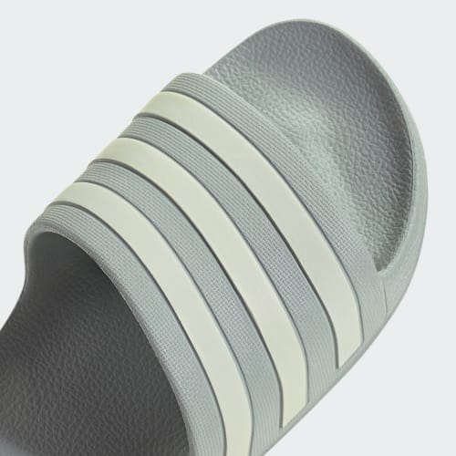Adilette Aqua Slides 상세 이미지 9