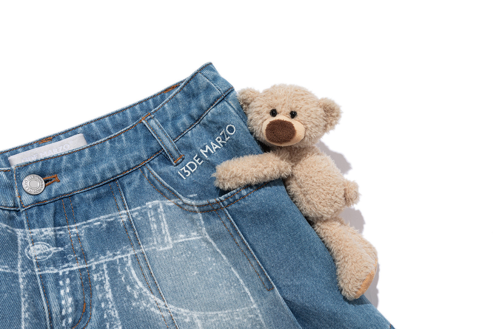 어긋난 프린트 데님 원피스 블루 상세 이미지 10