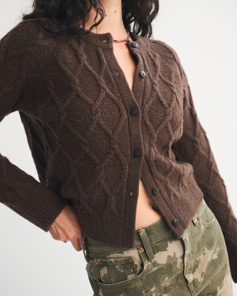 Cable-Knit Crew Cardigan 상세 이미지 4