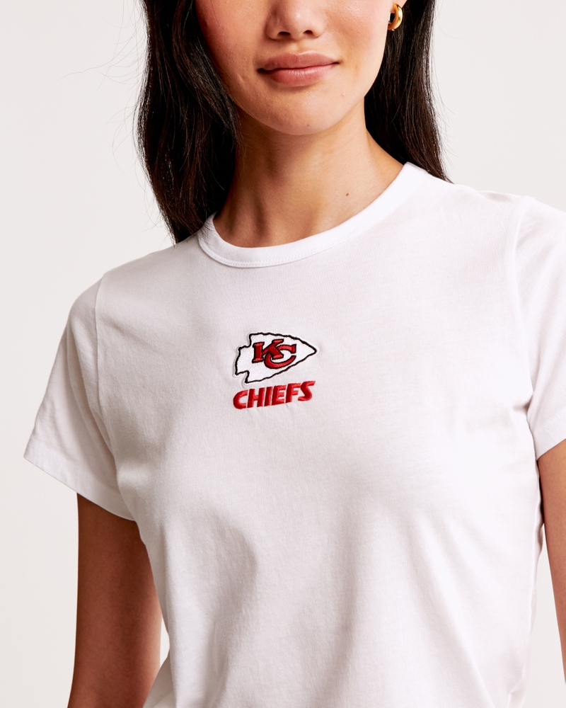 Short-Sleeve Kansas City Chiefs Graphic Skimming Tee 상세 이미지 3