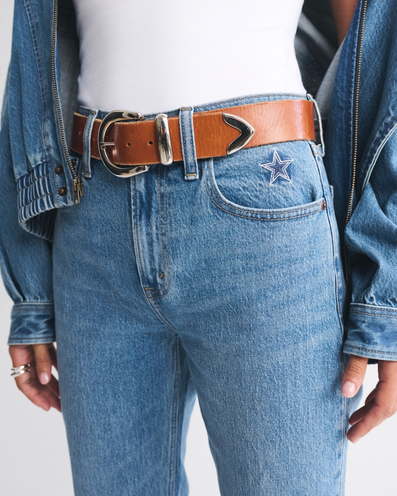 High Rise 90s Relaxed Dallas Cowboys Embroidered Jean 상세 이미지 3