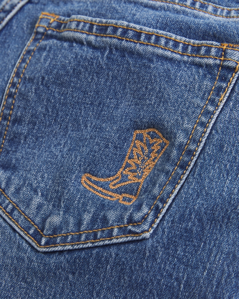 Curve Love Mid Rise Bootcut Cowboy Embroidered Jean 상세 이미지 9