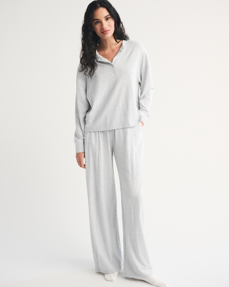 Long-Sleeve Cozy Lounge Knit Oversized Henley Top 상세 이미지 2