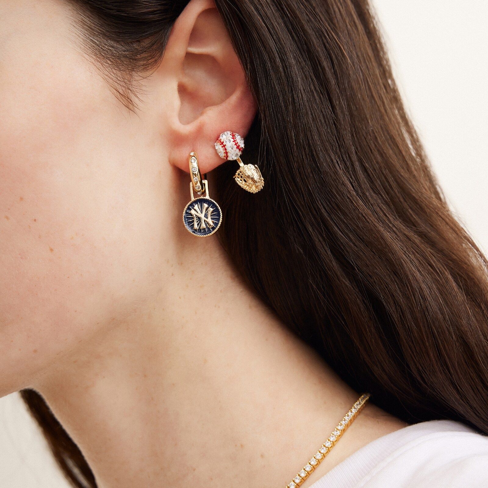 New York Yankees BaubleBar 후프 귀걸이 세트 상세 이미지 3