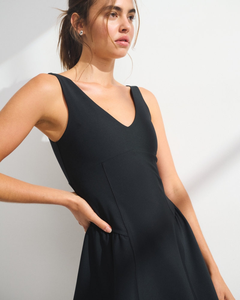 YPB sculptLUX V-Neck Mini Dress 상세 이미지 3