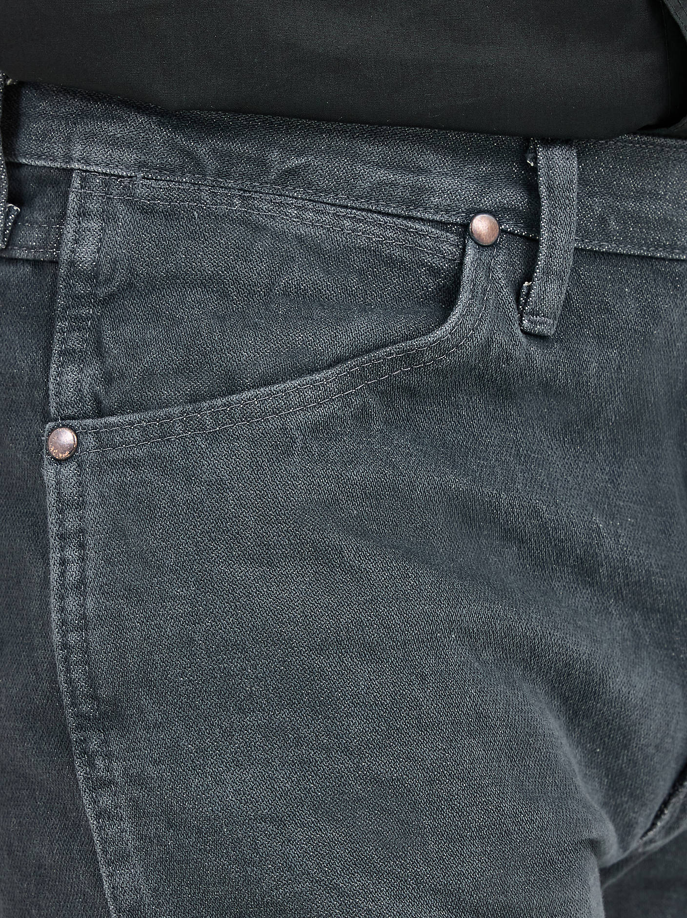 카우보이 컷® 오리지널 핏 차콜 그레이 진 Wrangler® 상세 이미지 6