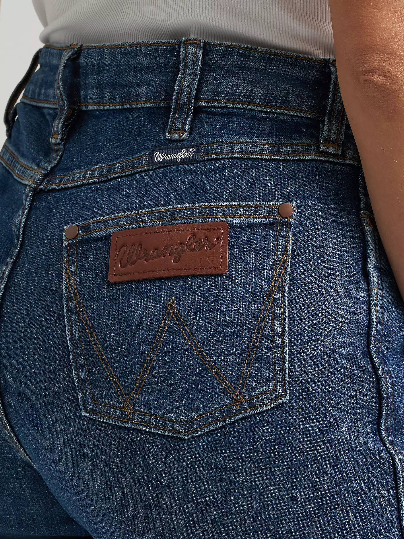 여성용 Wrangler Retro® 베일리 하이 라이즈 트라우저 데님 팬츠 사라 상세 이미지 5