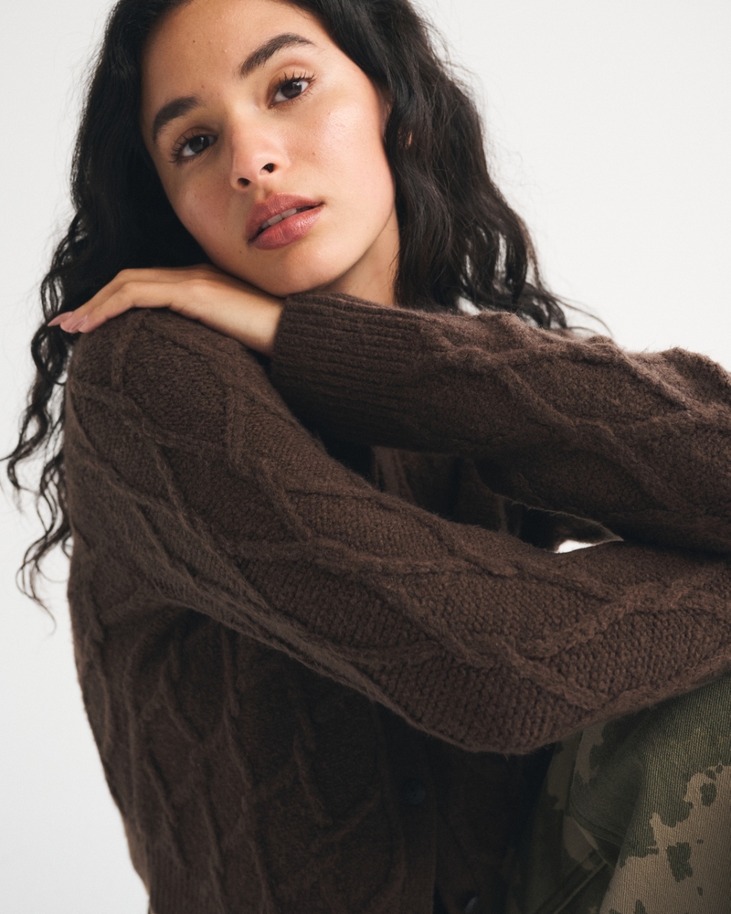 Cable-Knit Crew Cardigan 상세 이미지 7
